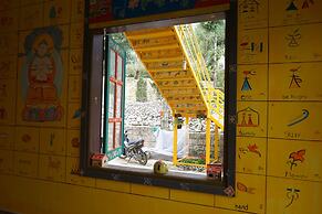 Saigonese Trekking House - Hostel