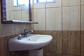 Chrysoula Hotel & Apartments