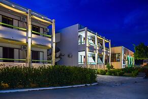 Chrysoula Hotel & Apartments