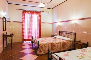 Chrysoula Hotel & Apartments