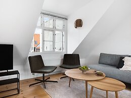 Sanders Saint - Nice 1-bdr Apt by the Canals