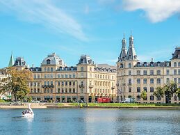 Sanders Saint - Nice 1-bdr Apt by the Canals