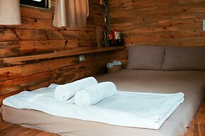 U Lesa Retreat Nha Ben Rung