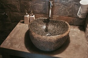 U Lesa Retreat Nha Ben Rung