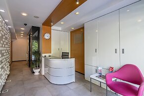 Aura Suites