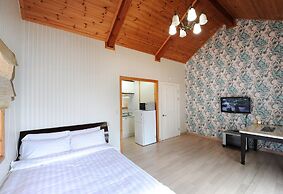 Geoje Floria Pension