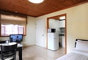 Geoje Floria Pension