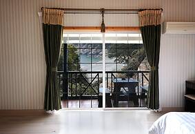 Geoje Floria Pension