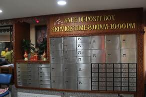 A.A. Pattaya Golden Beach Hotel