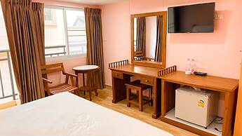 A.A. Pattaya Golden Beach Hotel