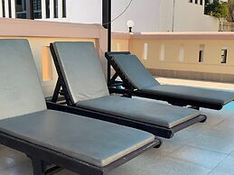 A.A. Pattaya Golden Beach Hotel