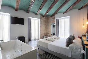 You & Co. Quart Boutique Hotel