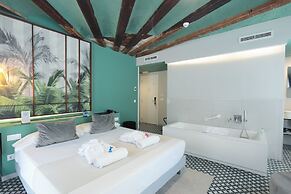 You & Co. Quart Boutique Hotel