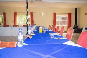 Macheke Lodges & Conference Centre