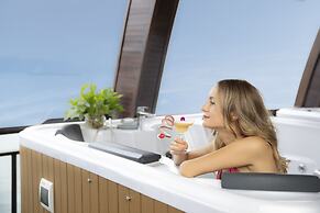 La Regina Grand Cruise