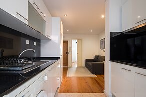 São Bento ao Rato Apartment