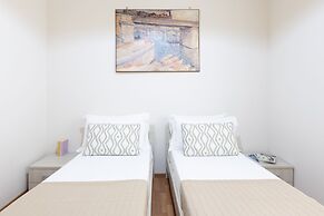 Spacious 3 bedrooms apartment in Sorrento OldTown