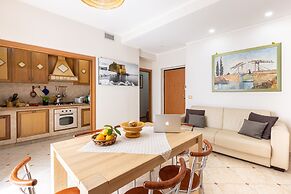 Spacious 3 bedrooms apartment in Sorrento OldTown