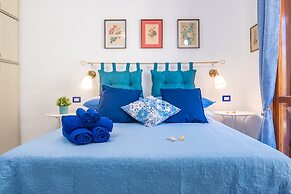 New 2 Bedroom Apt in Sorrento with sea view Terrace