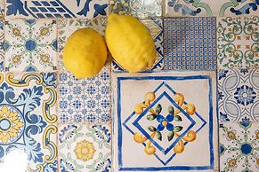 New 2 Bedroom Apt in Sorrento with sea view Terrace