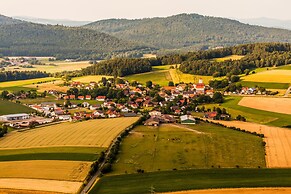 Appartements & Reitschule Fuchsenhof