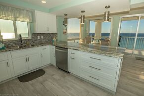 2106 is a Gulf Front 3 bedroom unobstructed views by RedAwning