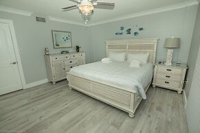 2106 is a Gulf Front 3 bedroom unobstructed views by RedAwning