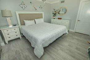 2106 is a Gulf Front 3 bedroom unobstructed views by RedAwning