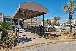 Sandpiper Cove 9141 3 Bedroom Condo by RedAwning