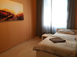 Hostel Caracalla