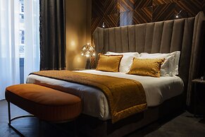 U-Visionary Roma Hotel