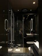 U-Visionary Roma Hotel