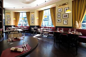 U-Visionary Roma Hotel