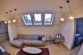 Expecto Apartments