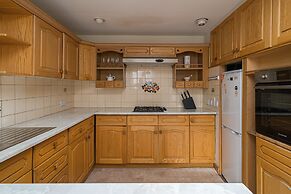 Spacious 3BR New Town Apartment