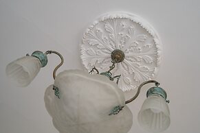 Spacious 3BR New Town Apartment