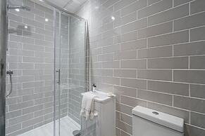 Spacious 3BR New Town Apartment