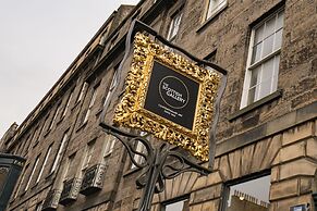 Spacious 3BR New Town Apartment