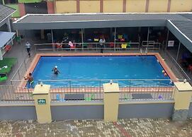 Demeg Hotel And Suites