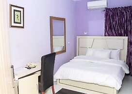 Demeg Hotel And Suites