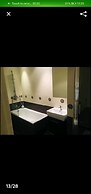 Luxurious 6 bed apartment central London
