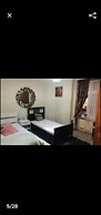 Luxurious 6 bed apartment central London