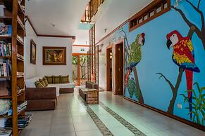 Hostal Macaw