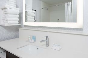 Hampton Inn & Suites Gilroy
