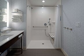 Hampton Inn & Suites Gilroy