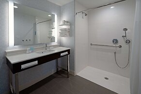 Hampton Inn & Suites Gilroy