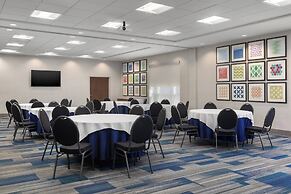 Holiday Inn Express & Suites Aurora by IHG