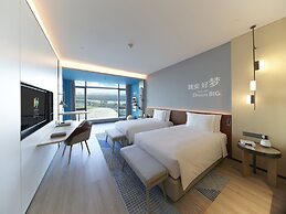Even Hotels Nanjing Yangtze River by IHG