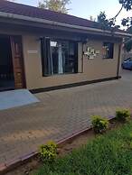 Ezzela House Bed & Breakfast