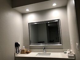 Crystal Inn Downtown